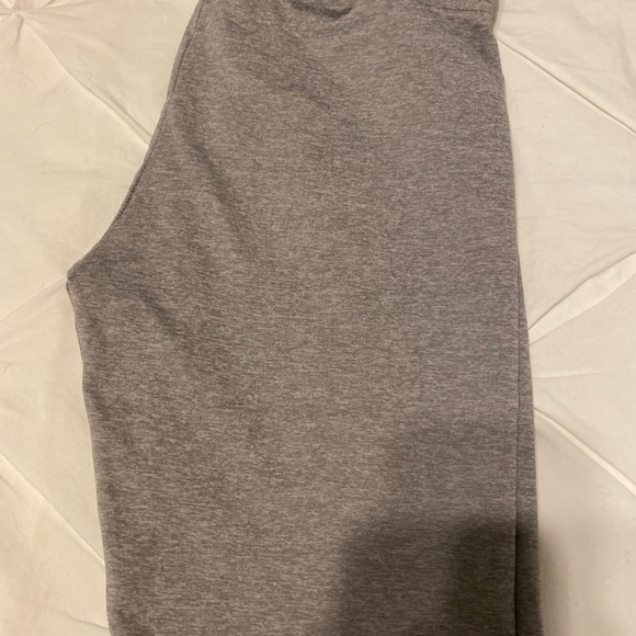 Gymshark leggings size small in grey - Picture 3 of 3
